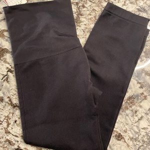 SPANX Crop Leggings